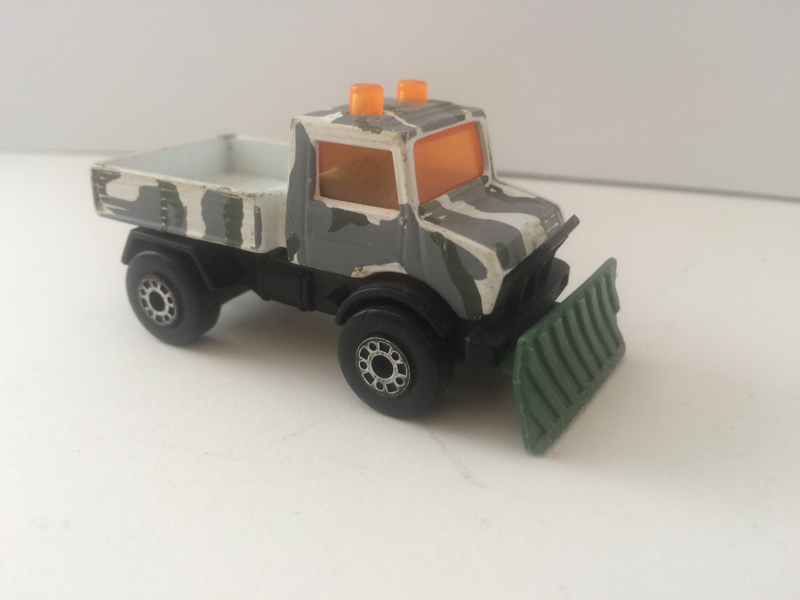 Illustration for article titled Because Unimog.